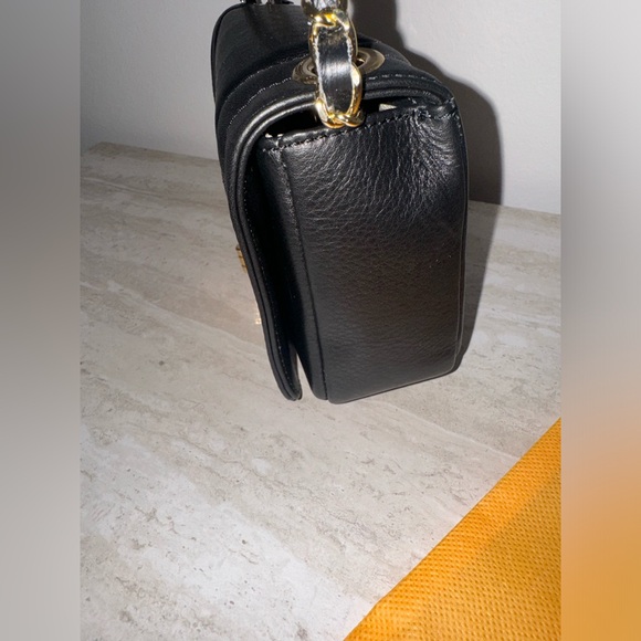 VALENTINO BY MARIO VALENTINO
Beatriz Leather Shoulder Bag - Picture 3 of 6